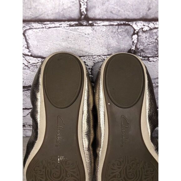 Clarks Artisan Bronze Gold Leather Casual Ballet Flats Shoes Women Sz 8M US/39EU - Picture 7 of 16